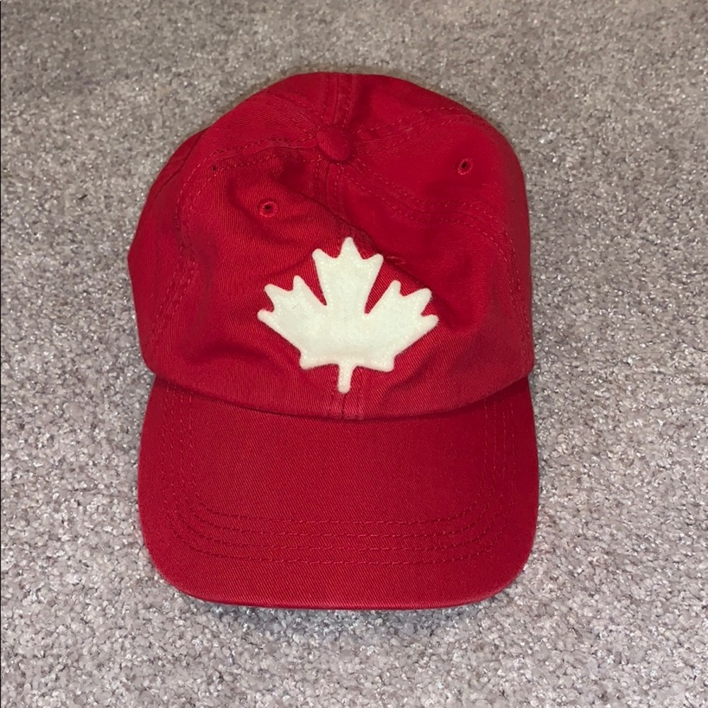 Red Roots hat